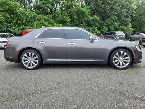 2019 Chrysler 300 Limited