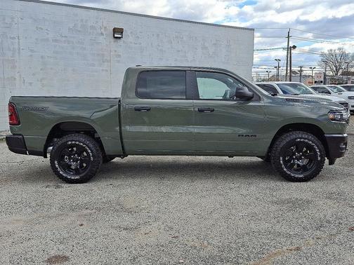 2026 RAM 1500 Warlock Crew Cab 4x4 5'7' Box