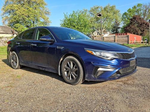 Horizon Blue 2019 Kia Optima LX