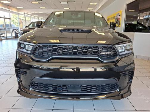Diamond Black Clear-Coat Exterior Paint 2026 Dodge Durango SRT Hellcat Jailbreak AWD