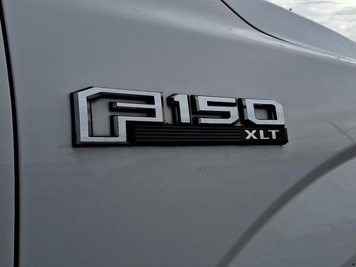 Oxford White 2016 Ford F-150 XLT
