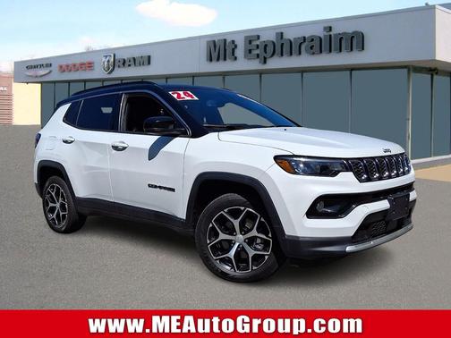 Bright White Clearcoat 2024 Jeep Compass Limited