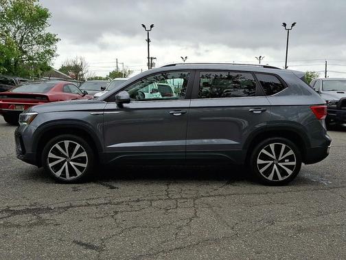 Blue 2024 Volkswagen Taos 1.5T SE
