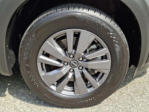Gun Metallic 2025 Nissan Pathfinder SV FWD