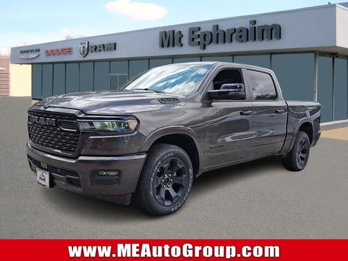 Granite Crystal Metallic Clear-Coat Exterior Paint 2026 RAM 1500 Big Horn/Lone Star
