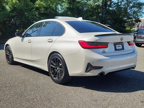 2019 BMW 330 330i