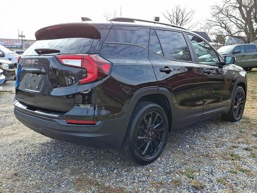 2023 GMC Terrain SLE