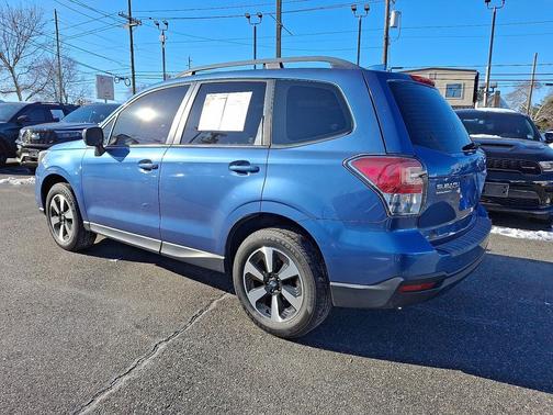 2017 Subaru Forester 2.5i