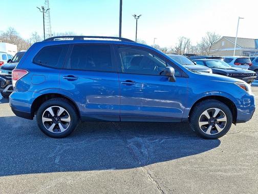 2017 Subaru Forester 2.5i