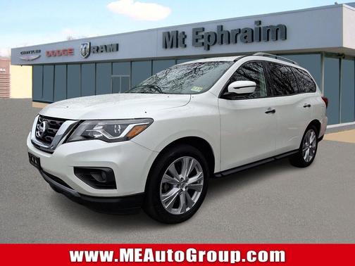2019 Nissan Pathfinder SL