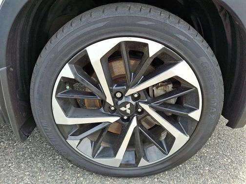 White Diamond 2022 Mitsubishi Outlander ES S-AWC