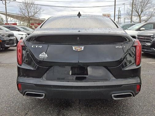 2023 Cadillac CT4 Luxury