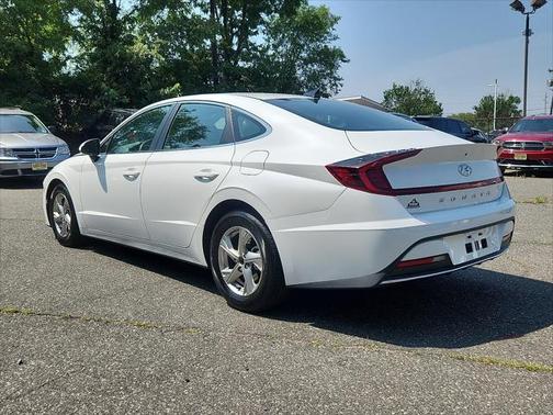 2021 Hyundai SONATA SE