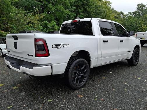Ivory White Tri-Coat Pearlcoat 2023 RAM 1500 Laramie