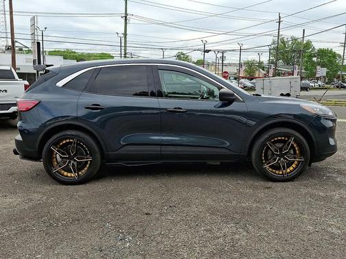 Stone Blue Metallic 2022 Ford Escape SE