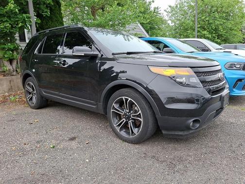 Tuxedo Black Metallic 2015 Ford Explorer Sport