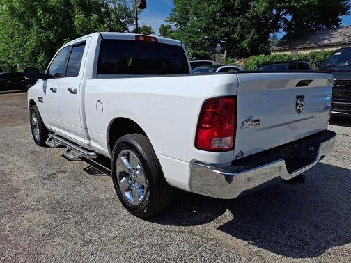 Bright White Clearcoat 2016 RAM 1500 Big Horn