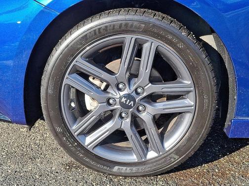 2021 Kia Forte GT-Line