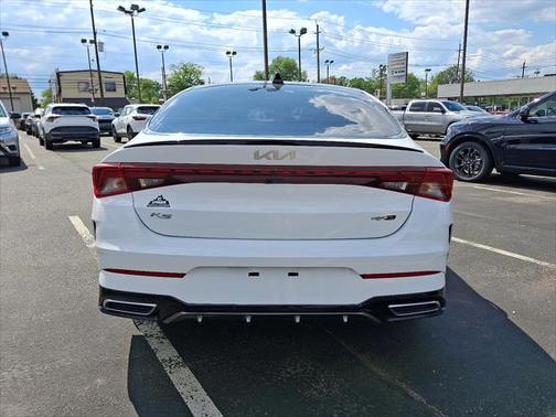 2022 Kia K5 GT-Line
