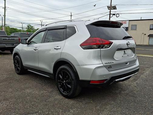 Brilliant Silver Metallic 2020 Nissan Rogue SV