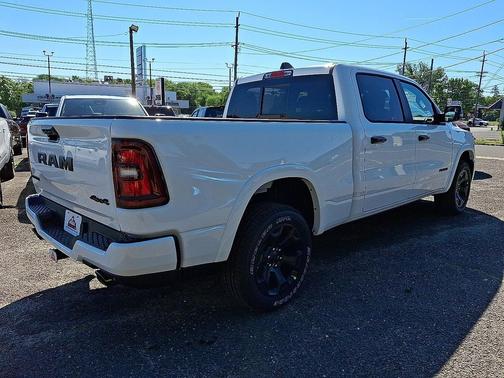 Bright White Clearcoat 2026 RAM 1500 Big Horn/Lone Star