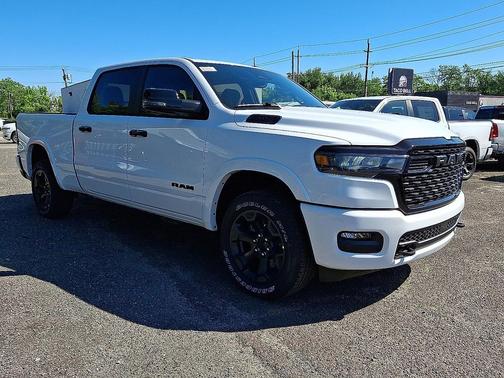 Bright White Clearcoat 2026 RAM 1500 Big Horn/Lone Star