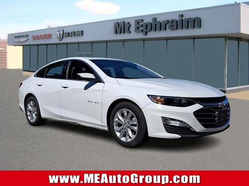 Summit White 2023 Chevrolet Malibu FWD 1LT