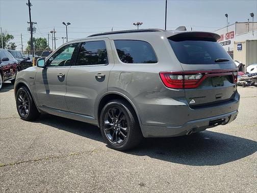 2022 Dodge Durango Orange Sport RWD