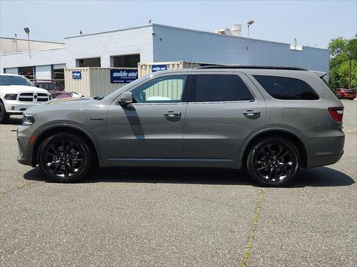 2022 Dodge Durango Orange Sport RWD