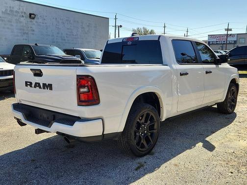 Bright White Clearcoat 2025 RAM 1500 Laramie