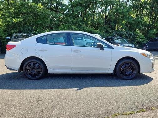 2017 Subaru Impreza 2.0i