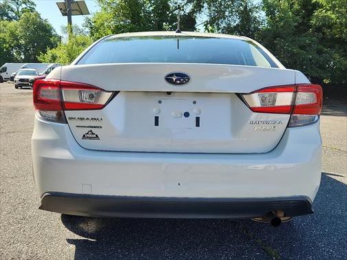 2017 Subaru Impreza 2.0i