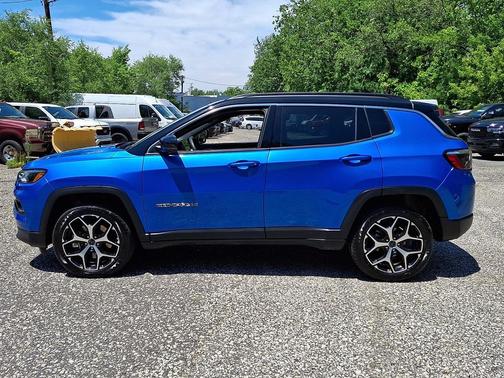 Hydro Blue Pearlcoat 2025 Jeep Compass Limited