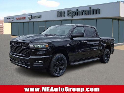 Diamond Black Crystal Pearl-Coat Exterior Paint 2026 RAM 1500 Express