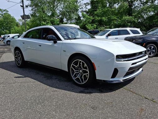 White Knuckle Exterior Paint 2026 Dodge Charger R/T