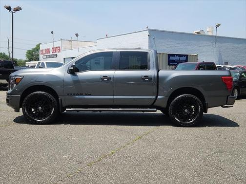 2018 Nissan Titan SV