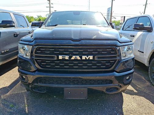Diamond Black Crystal Pearlcoat 2023 RAM 1500 Big Horn/Lone Star