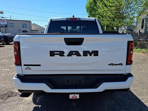 Bright White Clearcoat 2025 RAM 1500 Big Horn/Lone Star