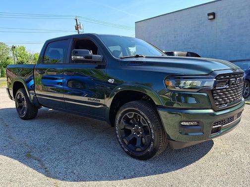 Serrano-Green Metallic Exterior Paint 2026 RAM 1500 Big Horn/Lone Star