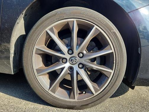 2016 Toyota Camry XSE