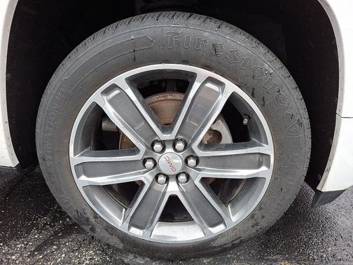 Summit White 2019 GMC Acadia Denali