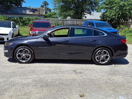 Dark Ash Metallic 2023 Chevrolet Malibu FWD 1LT