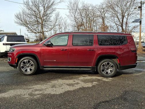 2024 Jeep Wagoneer L Series II 4x4