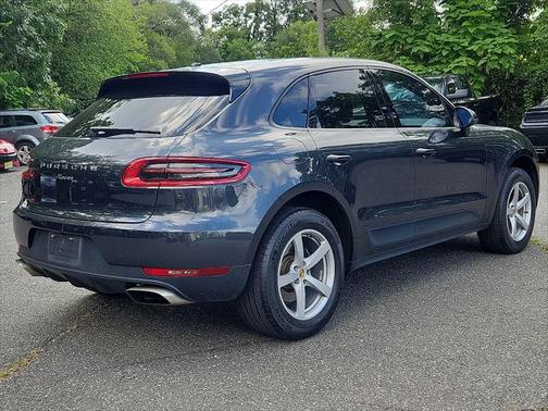 2018 Porsche Macan Base