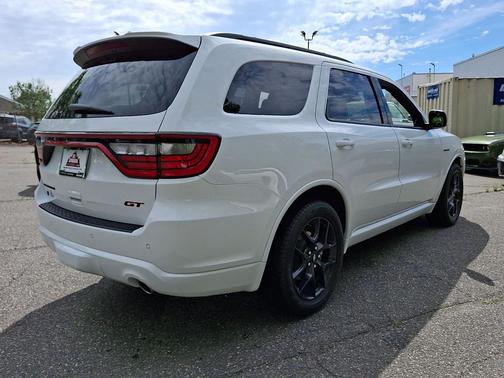 White Knuckle Clear-Coat Exterior Paint 2026 Dodge Durango GT Premium HEMI V8