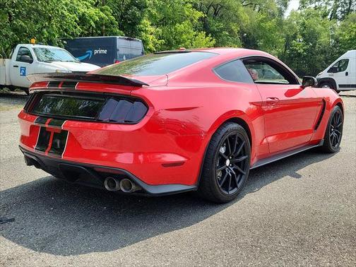 2018 Ford Shelby GT350 Base
