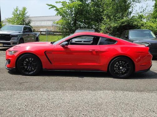 2018 Ford Shelby GT350 Base