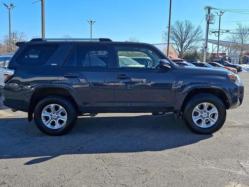 2024 Toyota 4Runner SR5