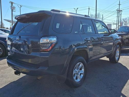 2024 Toyota 4Runner SR5