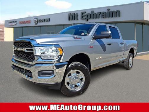 2021 RAM 2500 Tradesman Crew Cab 4x4 6'4' Box